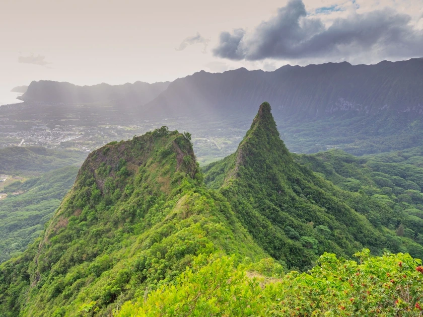 Hawaii_Oahu_Windward-Coast-Oahu_Olomana-Three-Peaks-Trail