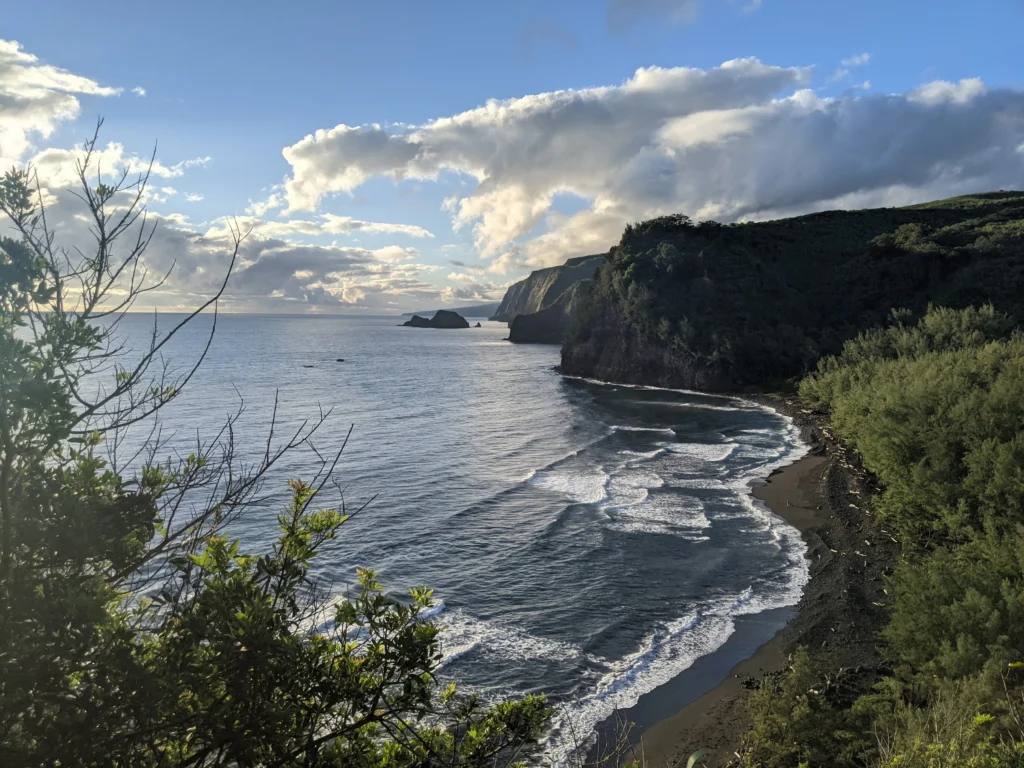Pololū Beach