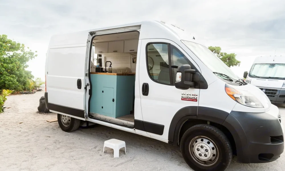 Shirley the Beach Ready Campervan in Kailua-Kona, Hawaii. This 18-foot camper van sleeps 2 guests, has a 4.7-star rating from 15 reviews, is pet-friendly, offers unlimited mileage, and includes unlimited generator hours.